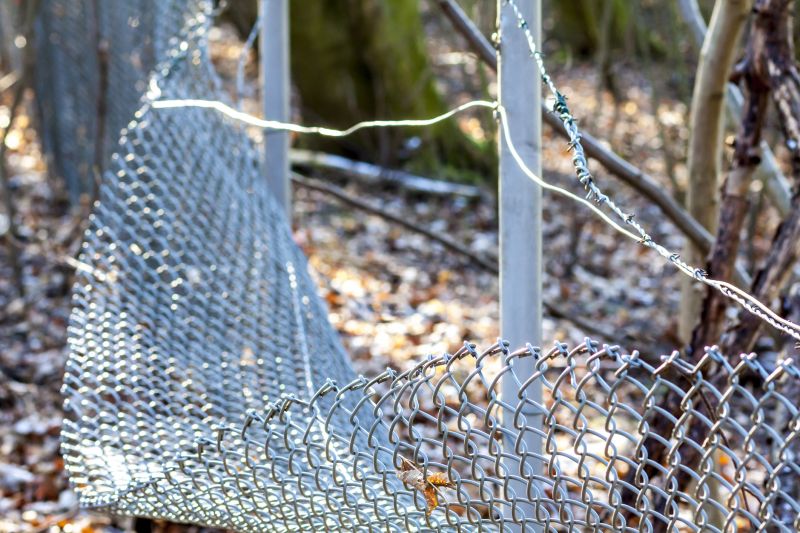 Chain Link Fence Repair